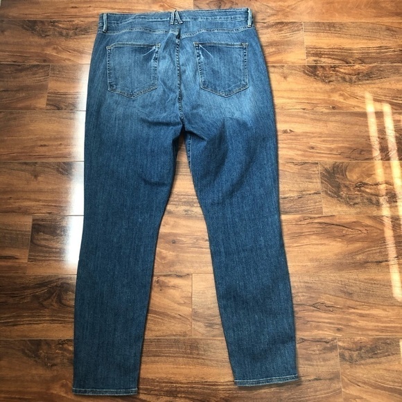 Good American Good Waist High Waist Skinny Jeans - Picture 8 of 9